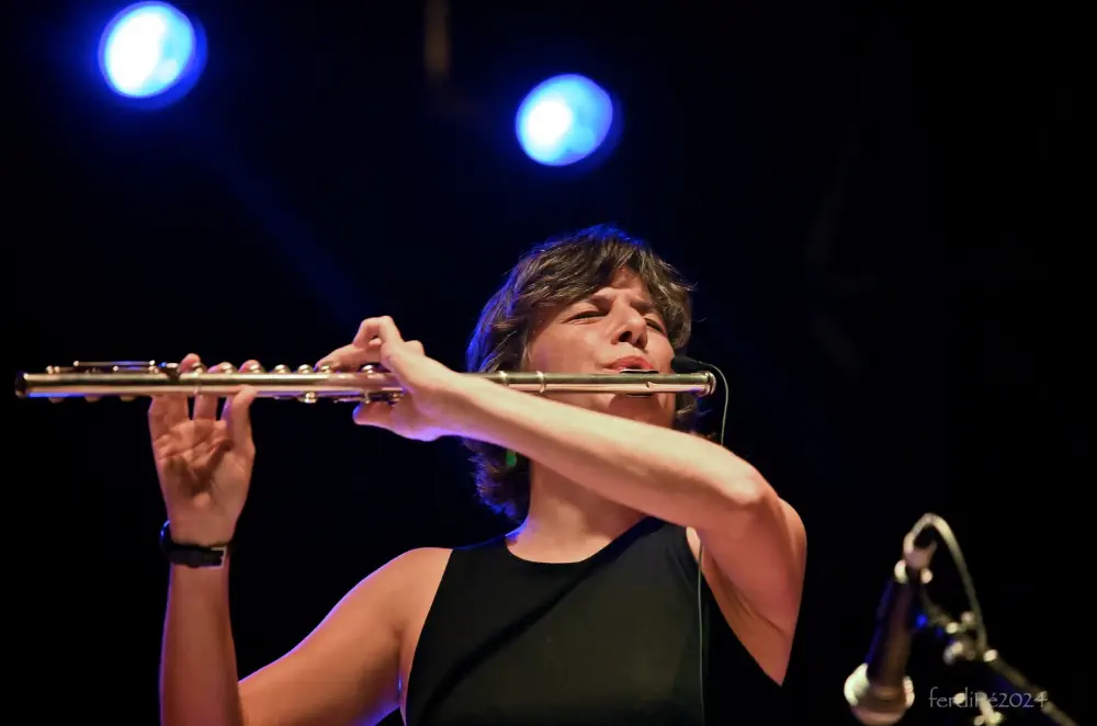 CARMEN VELA QUARTET